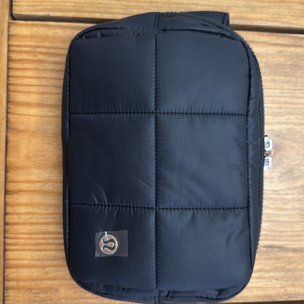 NWT LULULEMON QUILTED GRID BELT BAG 1.5L BLACK in perfect condition - very rare